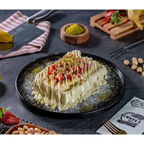 Beyaz Çikolatalı Muzlu & Çilekli Waffle